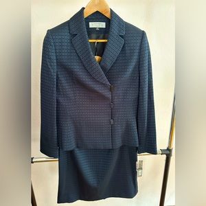 New Tahari ASL Skirt Suit Navy/Black Size 10p